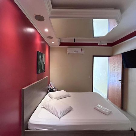 Alpha Motel Amparo  Kültér fotó